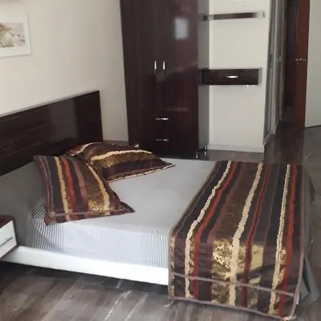 Homestay Lara Camlik